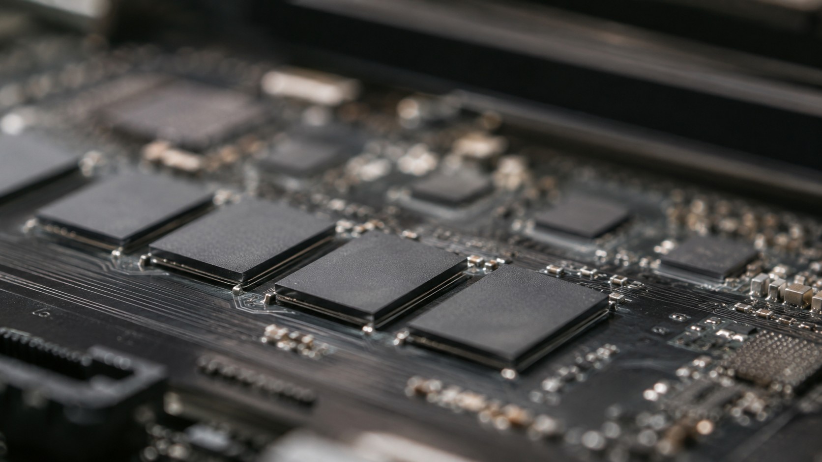 最新決算は営業利益約19倍|半導体に利益が集中する理由